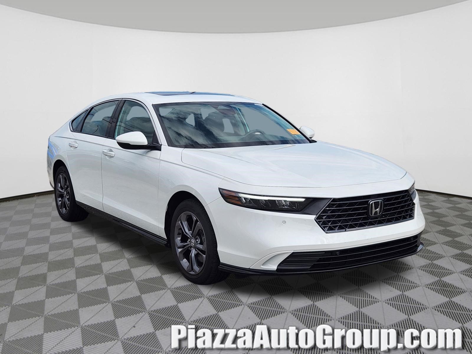 Certified 2024 Honda Accord EX-L image 1