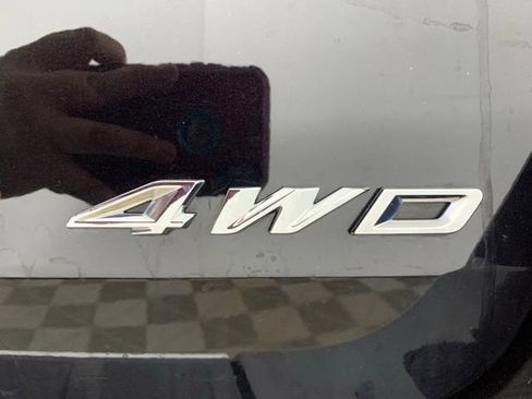 Used 2022 Ford Explorer Limited w/ Class IV Trailer Tow Package AWD/4WD image 36