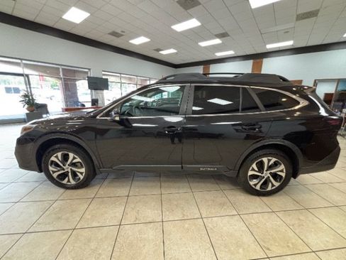 Used 2020 Subaru Outback Limited w/ Popular Package #2 AWD/4WD image 2