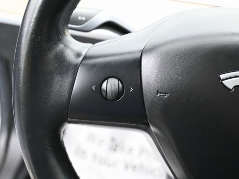 Used 2018 Tesla Model 3 Long Range image 17