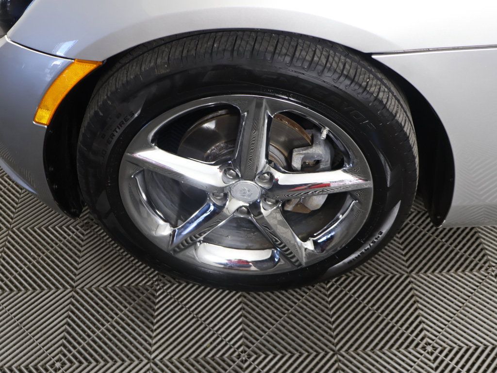 Used 2009 Saturn Sky Red Line RWD image 11
