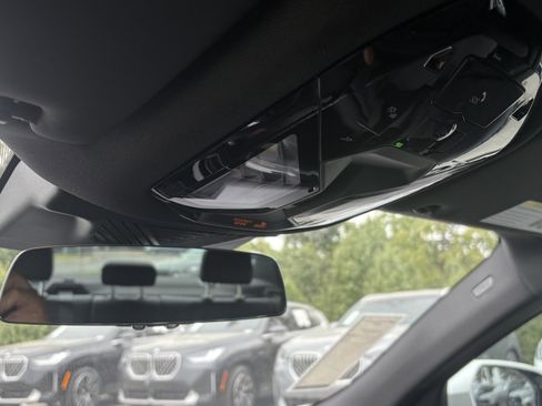 Used 2026 BMW 530i xDrive w/ M Sport Package image 26