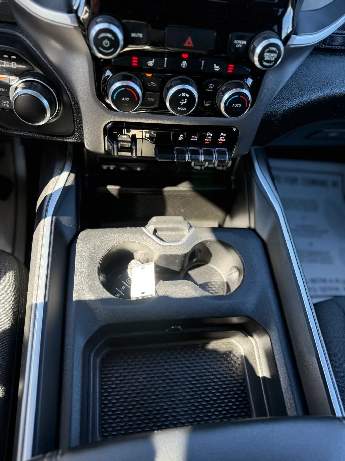 Used 2019 RAM 1500 Big Horn AWD/4WD image 26