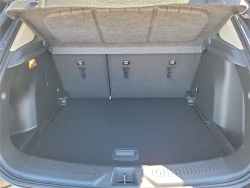 New 2026 Buick Encore GX Avenir w/ Avenir Technology Package AWD/4WD image 9