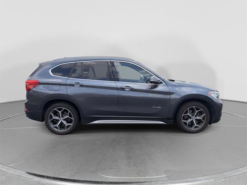 Used 2018 BMW X1 xDrive28i AWD/4WD image 6