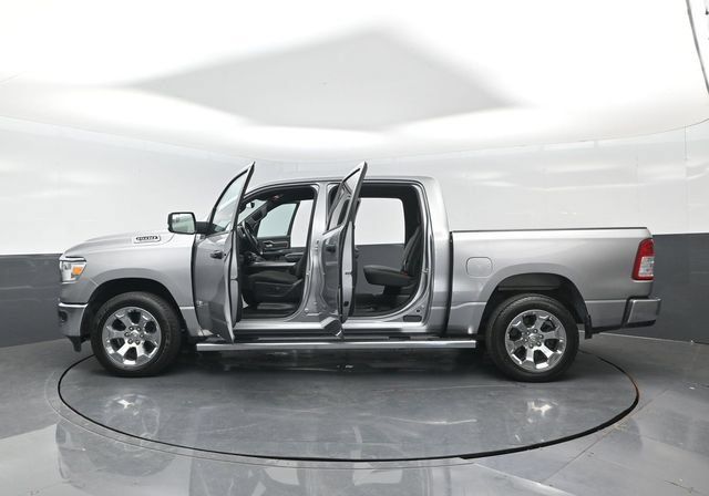 Used 2023 RAM 1500 Big Horn AWD/4WD image 32