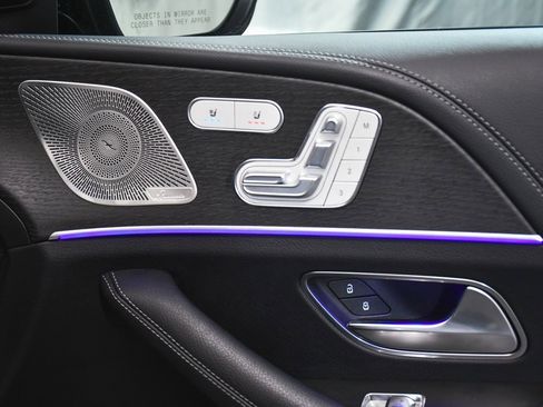 Used 2024 Mercedes-Benz GLE 450 4MATIC image 17