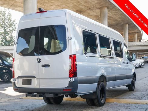 Used 2024 Mercedes-Benz Sprinter 3500 image 9
