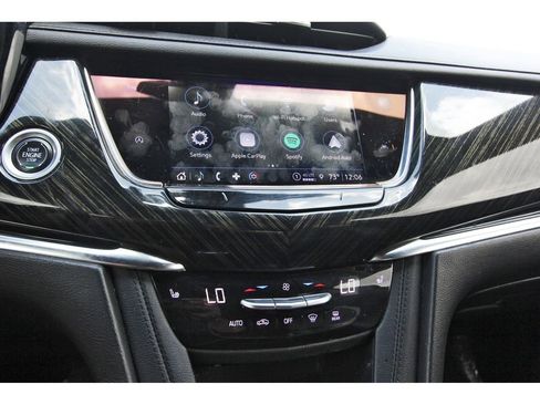 Used 2022 Cadillac XT6 Premium Luxury AWD/4WD image 22