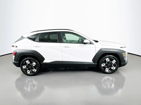 Certified 2025 Hyundai Kona SEL FWD image 4