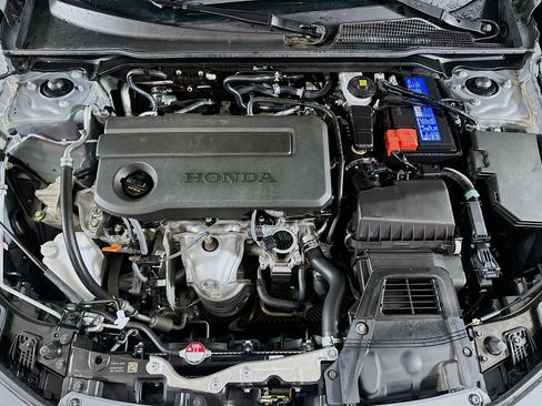 Used 2025 Honda Civic Sport image 31