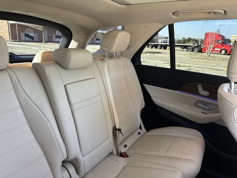 Used 2024 Mercedes-Benz GLE 580 4MATIC image 33