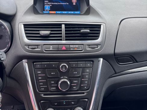 Used 2015 Buick Encore FWD image 17