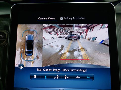 Used 2025 Mercedes-Benz C 300 C 300 image 23