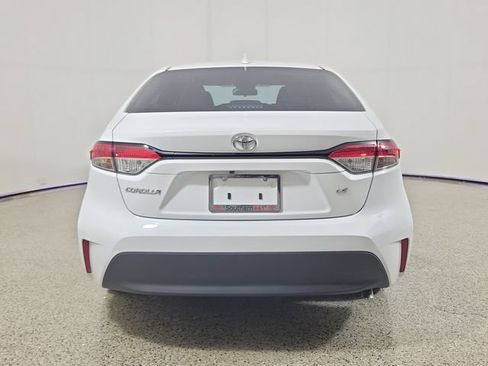 Used 2024 Toyota Corolla LE FWD image 6
