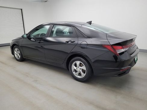 Used 2023 Hyundai Elantra SE w/ Cargo Package image 3