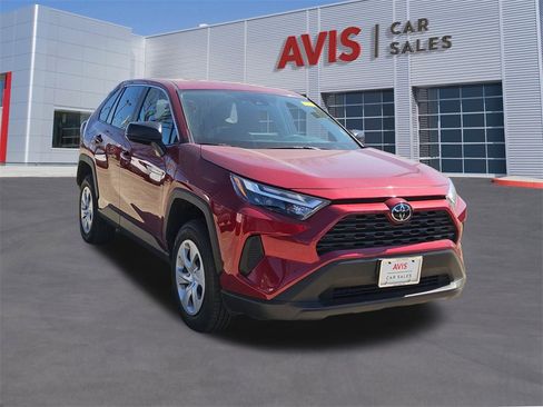 Used 2025 Toyota RAV4 LE image 9