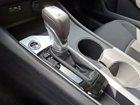 New 2025 Nissan Altima 2.5 SV image 12