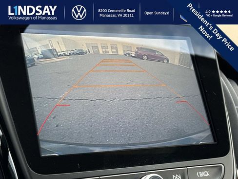 Used 2016 Chevrolet Volt Premier w/ Driver Confidence Package image 14