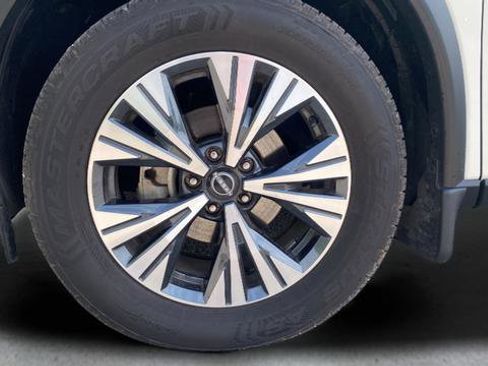 Used 2023 Nissan Rogue SV AWD/4WD image 49