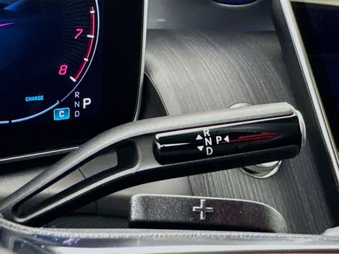 Used 2026 Mercedes-Benz GLC 300 image 17