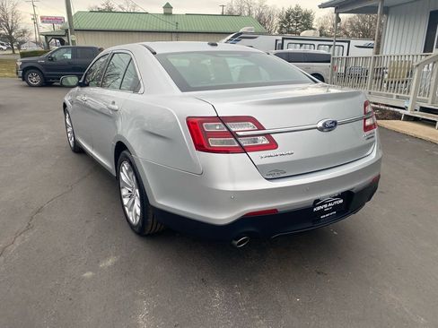 Used 2018 Ford Taurus Limited image 7