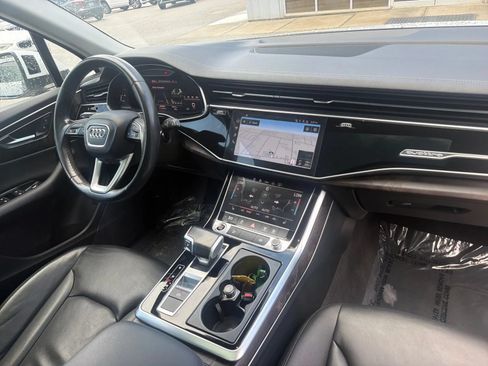 Used 2023 Audi Q7 3.0T Premium AWD/4WD image 25