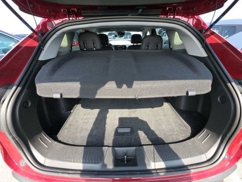 Used 2025 Chevrolet Trax LT w/ LT Convenience Package image 17