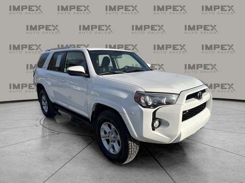 Used 2018 Toyota 4Runner SR5 image 7