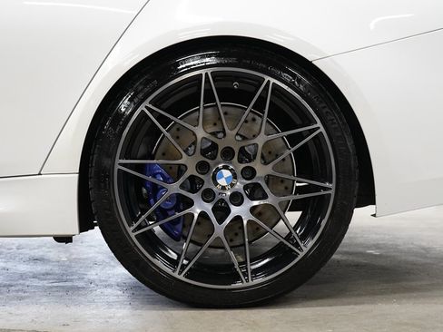Used 2018 BMW M3 RWD image 41