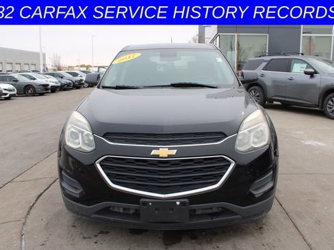Used 2017 Chevrolet Equinox LS image 2