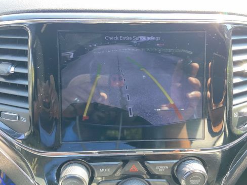 Used 2019 Jeep Grand Cherokee Limited RWD image 25