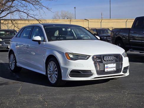 Used 2016 Audi A3 e-tron Premium Plus image 2