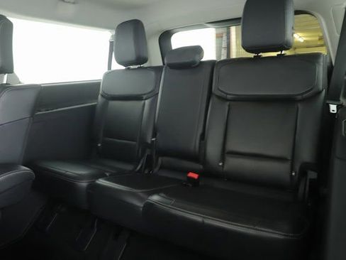 Used 2025 Ford Expedition Max Platinum image 32