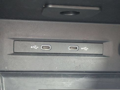 Certified 2024 Volkswagen Taos SE FWD image 21