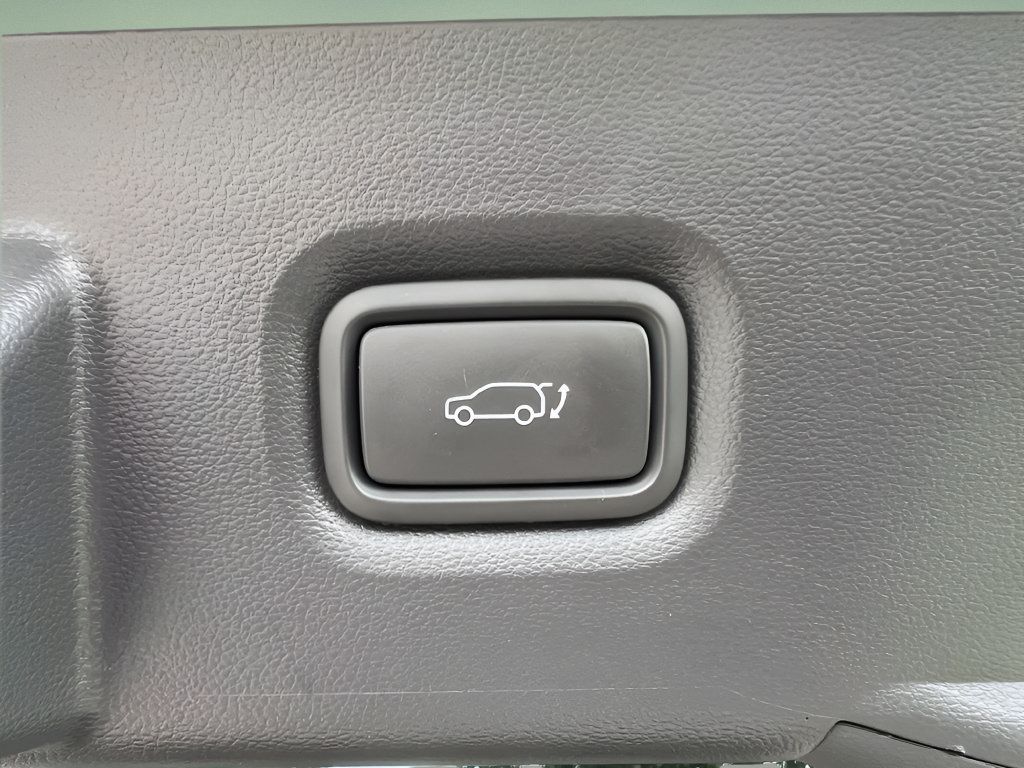 Certified 2023 Hyundai Ioniq 5 SEL w/ Cargo Package AWD/4WD image 15