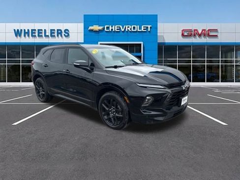 Used 2024 Chevrolet Blazer RS w/ Enhanced Convenience Package image 8