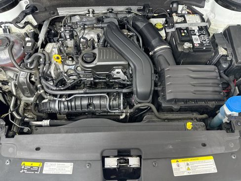 Certified 2024 Volkswagen Taos SE AWD/4WD image 28