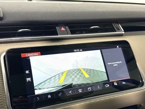 Certified 2020 Land Rover Range Rover Velar S image 19