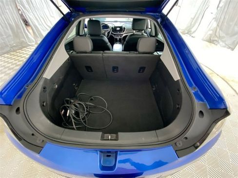 Used 2018 Chevrolet Volt LT w/ LT Driver Confidence Package image 11