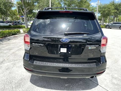 Used 2018 Subaru Forester 2.5i Touring w/ Popular Package #3B AWD/4WD image 24