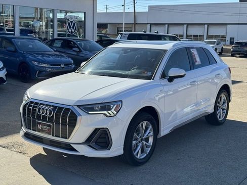 Used 2023 Audi Q3 2.0T Premium image 1