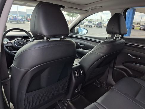 Used 2023 Hyundai Tucson Limited AWD/4WD image 38