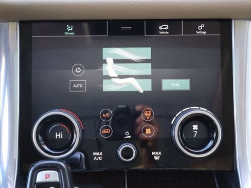 Used 2018 Land Rover Range Rover Sport SE AWD/4WD image 20