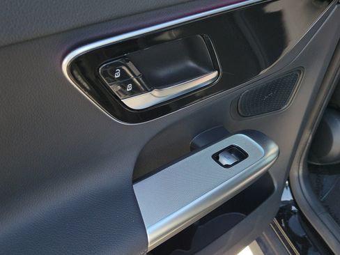 Certified 2026 Mercedes-Benz GLC 300 4MATIC image 12