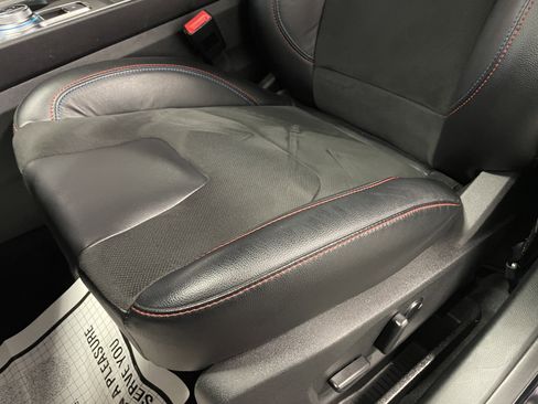 Used 2024 Ford Edge ST w/ Equipment Group 401A image 25