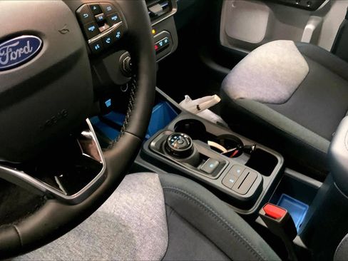 New 2026 Ford Maverick XLT w/ XLT Luxury Package image 6