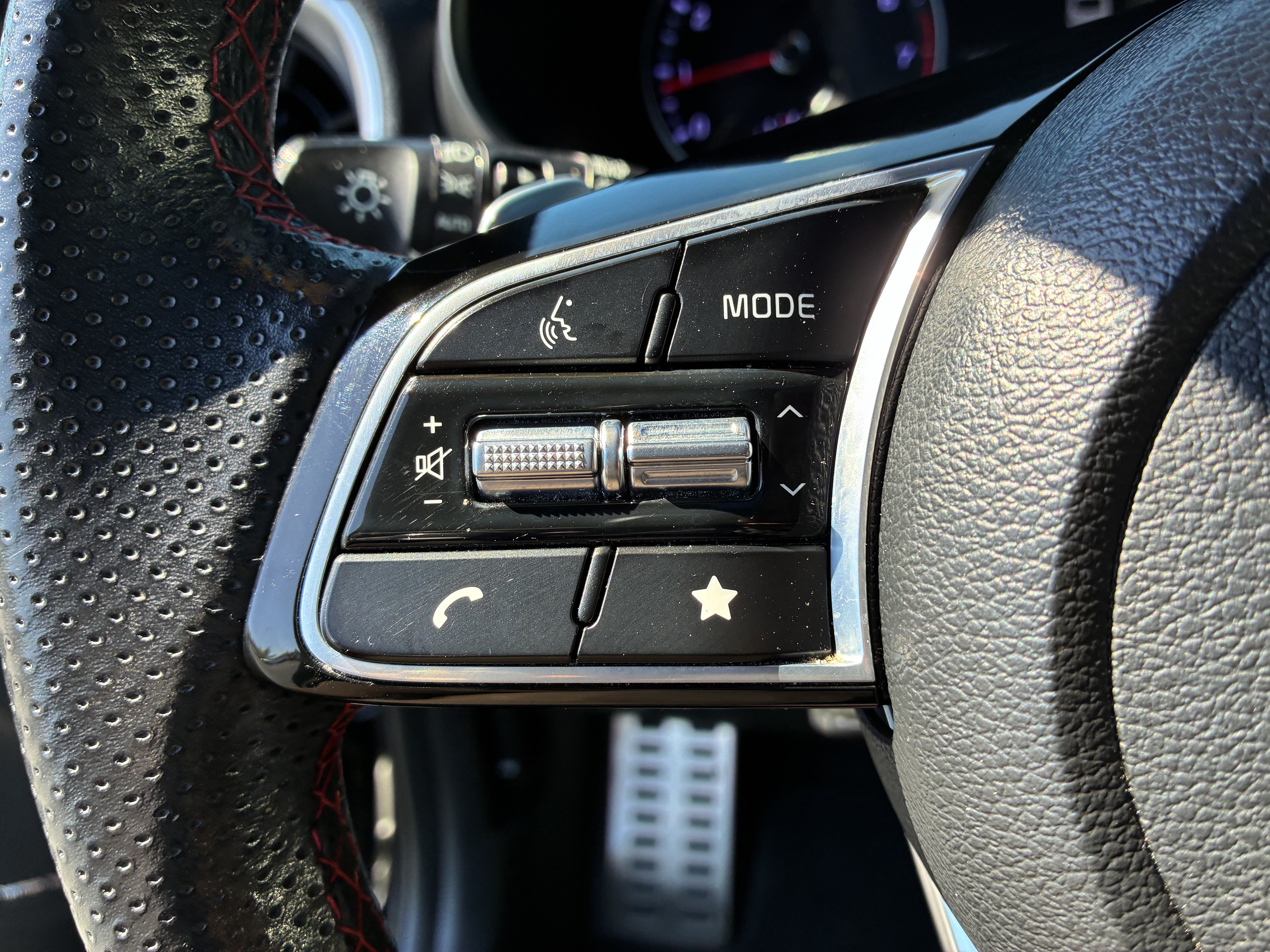 Used 2023 Kia Forte GT w/ GT2 Package FWD image 29