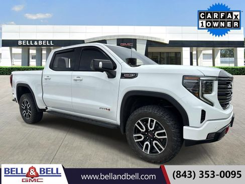 Used 2024 GMC Sierra 1500 AT4 w/ Technology Package AWD/4WD image 1