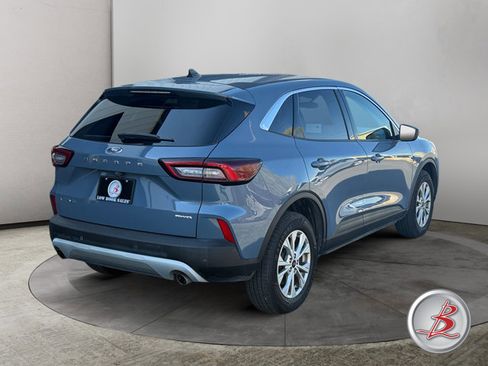 Used 2023 Ford Escape Active image 4